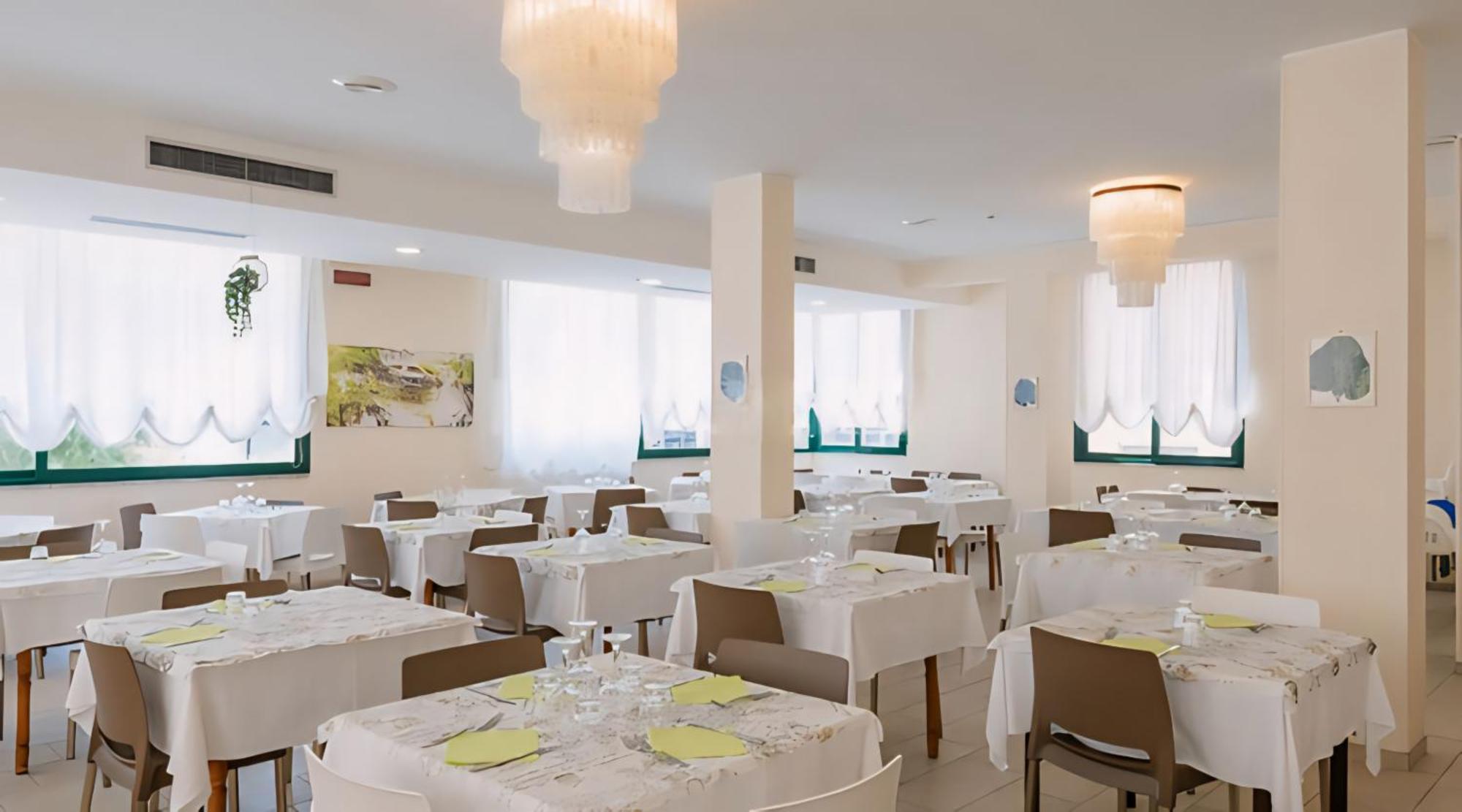 Hotel Baltic Misano Adriatico Exterior photo