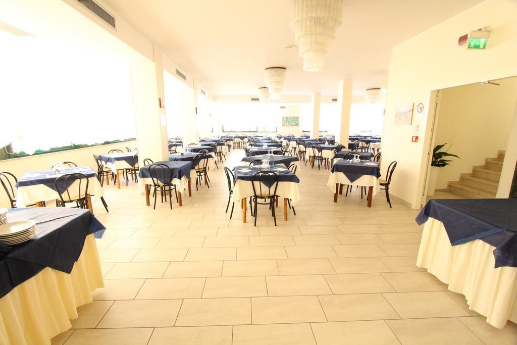 Hotel Baltic Misano Adriatico Exterior photo