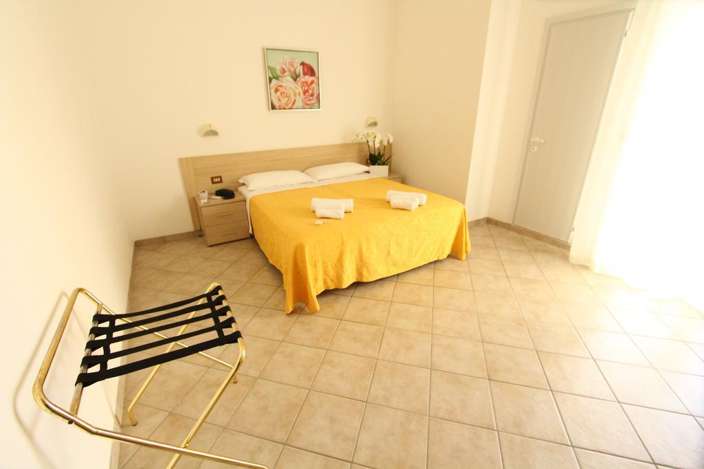 Hotel Baltic Misano Adriatico Exterior photo